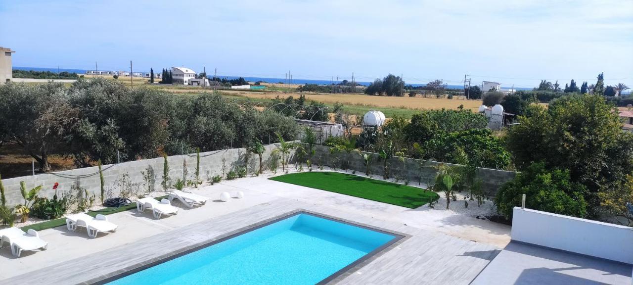 Kiti Village Villa, Cyprus, Salt-Water Pool, 6 Bedrooms, Larnaca Exterior photo