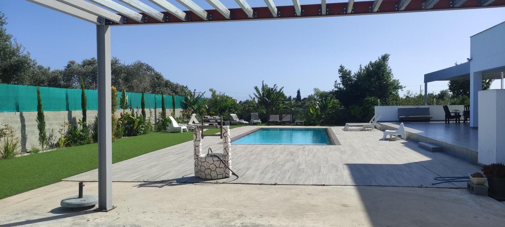 Kiti Village Villa, Cyprus, Salt-Water Pool, 6 Bedrooms, Larnaca Exterior photo