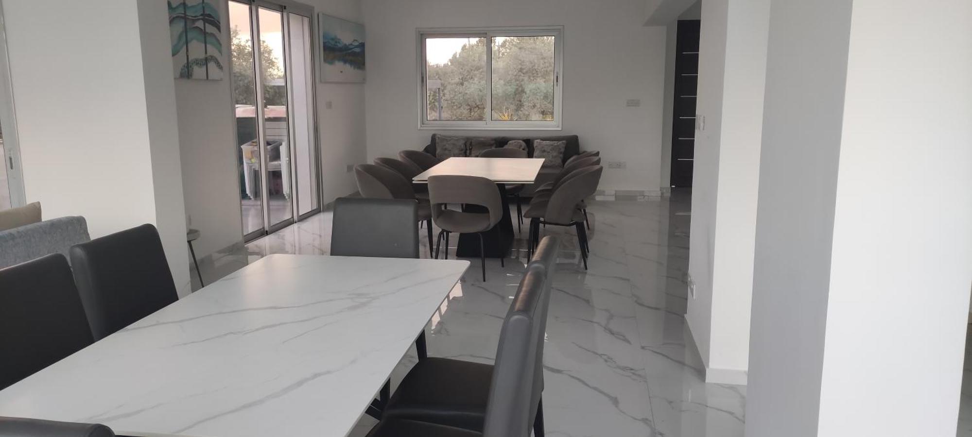Kiti Village Villa, Cyprus, Salt-Water Pool, 6 Bedrooms, Larnaca Exterior photo