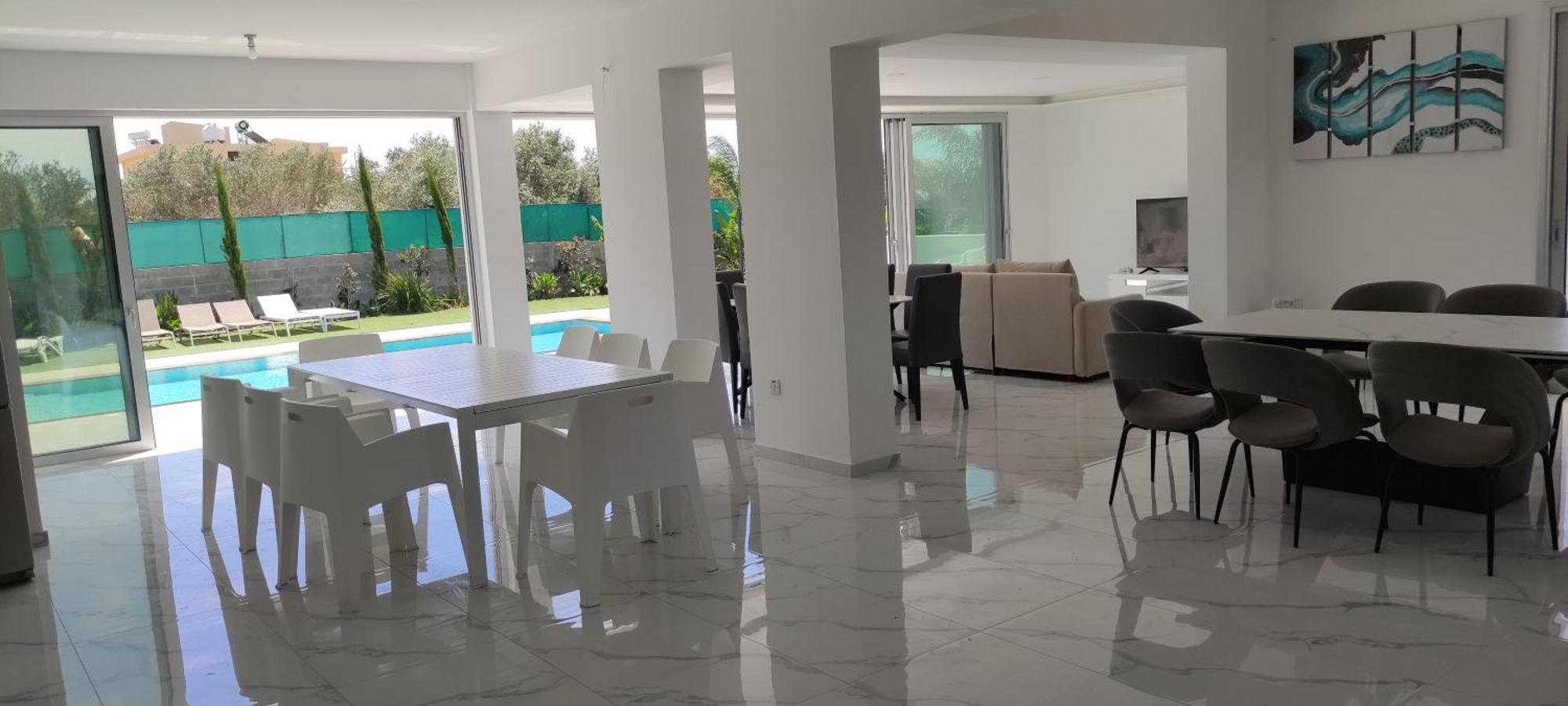 Kiti Village Villa, Cyprus, Salt-Water Pool, 6 Bedrooms, Larnaca Exterior photo