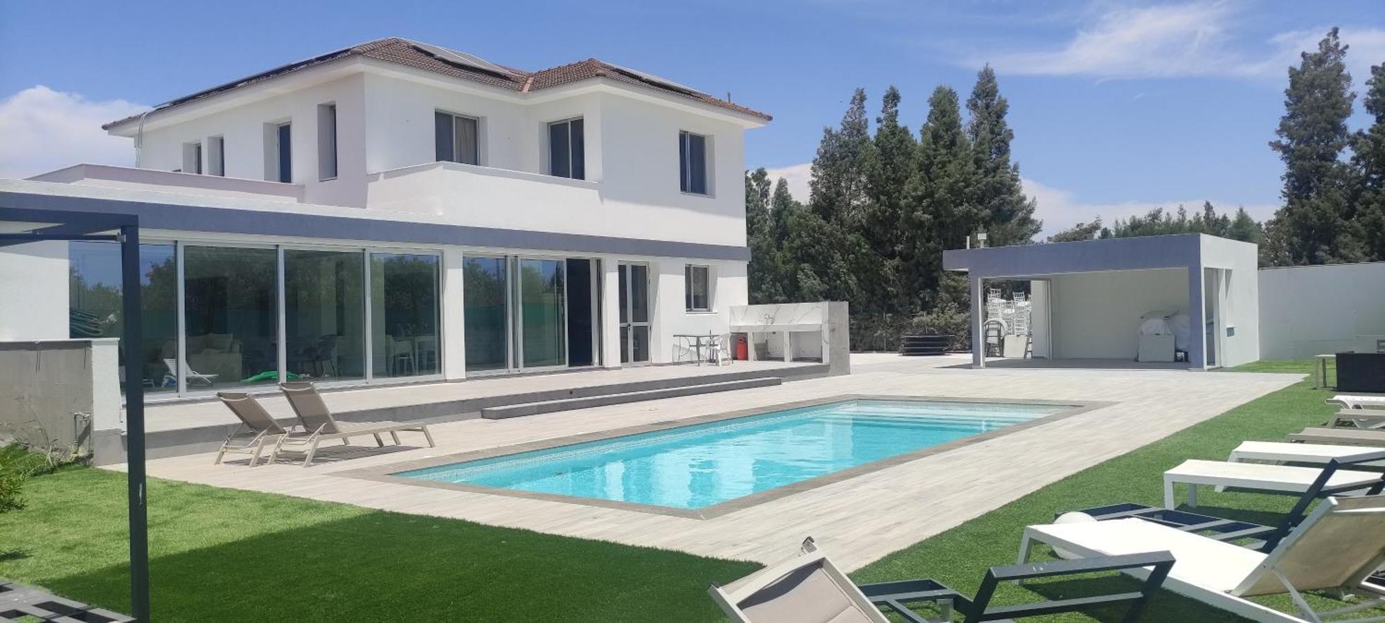Kiti Village Villa, Cyprus, Salt-Water Pool, 6 Bedrooms, Larnaca Exterior photo